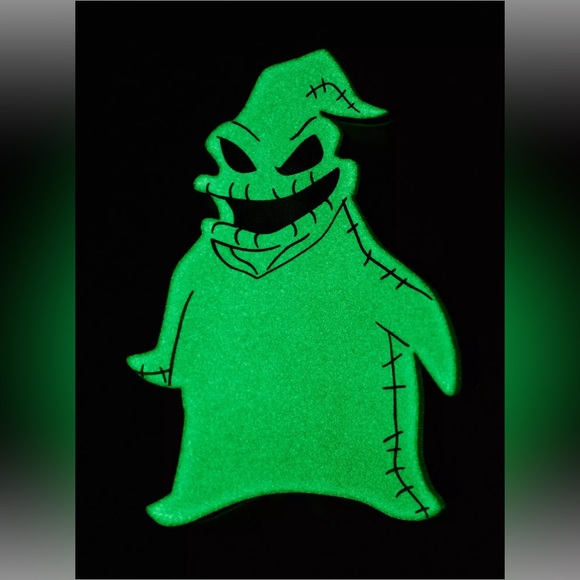 Disney Nightmare Before Christmas Oogie Boogie Glow-In-Dark Claw Hair Clip NWT - Picture 3 of 4